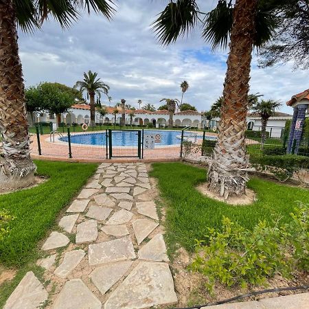 Bungalow Para 6 Pax A 7 Minutos De Playa Albir L'Alfas del Pi Bagian luar foto
